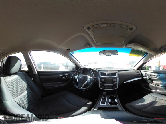 2016 Nissan Altima SR with VIN 1N4AL3AP0GC170284, listed as a IAAI auction lot 41818738 with 220,187 mi miles and . Bid and sale history available at carsss.com. Image 18.
