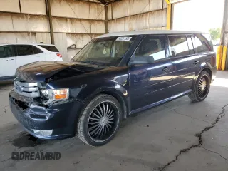 2010 Ford Flex SE z VIN 2FMGK5BC2ABB36588, wystawiony jako Copart lot #56252195 z przebiegiem 241 673 mil mil oraz Szkoda całkowita • Salvage title. Historia ofert i sprzedaży dostępna na DreamBid. Obrazek 1.
