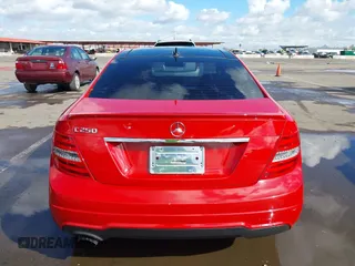 2015 Mercedes-Benz C-Class C 250 with VIN WDDGJ4HB8FG372362, listed as a IAAI auction lot 41735759 with 96,465 mi miles. Bid and sale history available at carsss.com. Image 16.