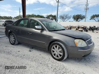 2005 Ford Five Hundred Limited with VIN 1FAFP25185G124816, listed as a Copart auction lot 84528924 with 271,914 mi miles and Salvage Title. Bid and sale history available at carsss.com. Image 4.