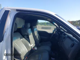 2013 Ford F-150 XL z VIN 1FTMF1CM8DKD45632, wystawiony jako IAAI lot #42644086 z przebiegiem 192 267 mil mil oraz . Historia ofert i sprzedaży dostępna na DreamBid. Obrazek 5.