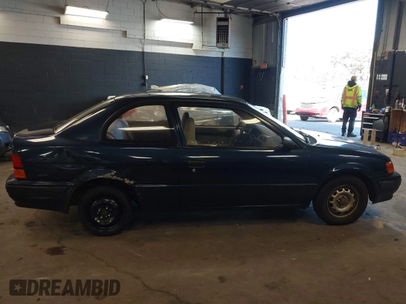 1996 Toyota Tercel DX z VIN JT2AC52L9T0139217, wystawiony jako IAAI lot #41898808 z przebiegiem 86 500 mil mil oraz . Historia ofert i sprzedaży dostępna na DreamBid. Obrazek 13.