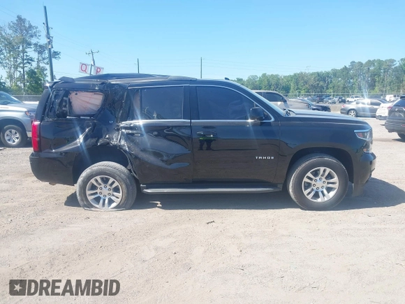 2017 Chevrolet Tahoe LT z VIN 1GNSCBKC8HR304002, wystawiony jako IAAI lot #42161530 z przebiegiem 133 891 mil mil oraz . Historia ofert i sprzedaży dostępna na DreamBid. Obrazek 13.