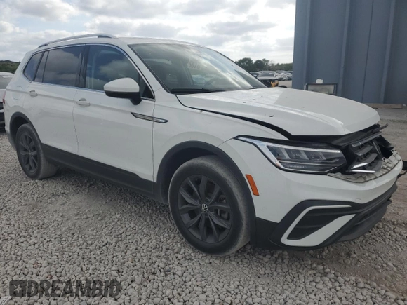 2022 Volkswagen Tiguan SE z VIN 3VV2B7AX7NM027421, wystawiony jako Copart lot #53280115 z przebiegiem 44 395 mil mil oraz Szkoda całkowita • Salvage title. Historia ofert i sprzedaży dostępna na DreamBid. Obrazek 4.