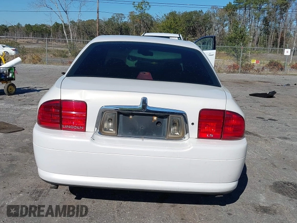 2001 Lincoln LS with VIN 1LNHM86S61Y668026, listed as a IAAI auction lot 41359622 with 172,210 mi miles. Bid and sale history available at carsss.com. Image 16.