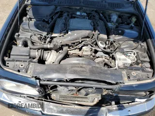 2001 Bentley Arnage with VIN SCBLC31E31CX05992, listed as a Copart auction lot 60462974 with 253,028 mi miles and Salvage Title. Bid and sale history available at DreamBid. Image 11.