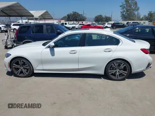 2020 BMW 3 Series 330i z VIN 3MW5R1J01L8B05556, wystawiony jako IAAI lot #42299891 z przebiegiem 61 404 mil mil oraz . Historia ofert i sprzedaży dostępna na DreamBid. Obrazek 14.
