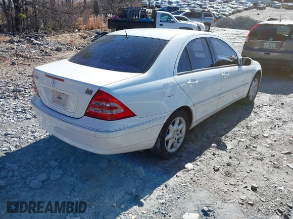 2002 Mercedes-Benz C 230/260/280/320 with VIN WDBRF61J32E006587, listed as a IAAI auction lot 41373136 with 144,026 mi miles and . Bid and sale history available at carsss.com. Image 4.