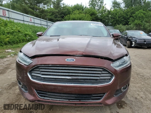 2016 Ford Fusion Titanium with VIN 3FA6P0D95GR141645, listed as a Copart auction lot 62582215 with 216,674 mi miles and Clean title. Bid and sale history available at DreamBid. Image 5.