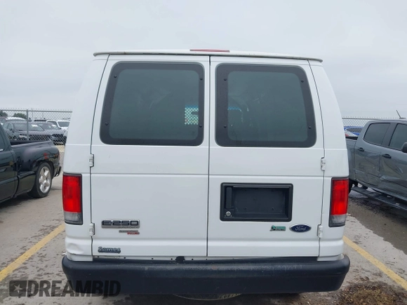 2014 Ford Econoline Cargo Commercial z VIN 1FTNE2EW7EDA00870, wystawiony jako IAAI lot #42384856 z przebiegiem 156 312 mil mil oraz . Historia ofert i sprzedaży dostępna na DreamBid. Obrazek 16.