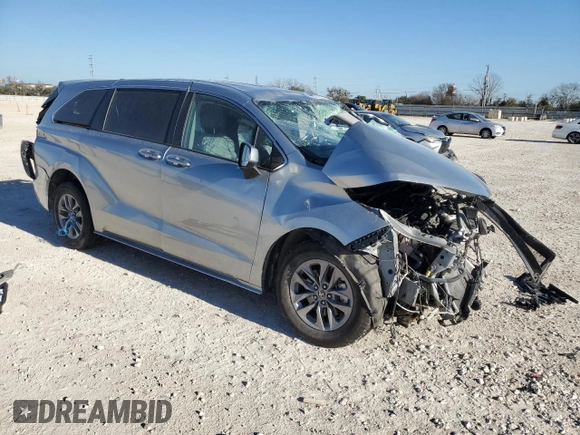 2023 Toyota Sienna LE with VIN 5TDKRKEC0PS165745, listed as a Copart auction lot 86923544 with 0 mi miles and Salvage Title. Bid and sale history available at carsss.com. Image 4.