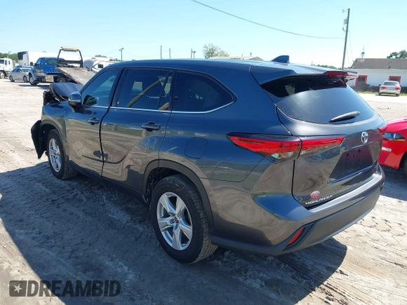 2021 Toyota Highlander L with VIN 5TDZZRAH3MS034975, listed as a IAAI auction lot 39170135 with 86,052 mi miles and . Bid and sale history available at DreamBid. Image 3.