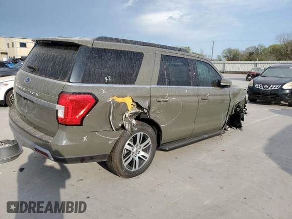 2024 Ford Expedition XLT with VIN 1FMJU1H88REA69491, listed as a Copart auction lot 50066525 with 1,710 mi miles and Salvage Title. Bid and sale history available at carsss.com. Image 3.