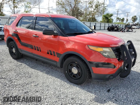 2015 Ford Utility Police Interceptor with VIN 1FM5K8AR7FGB76115, listed as a Copart auction lot 85721724 with 0 mi miles and Salvage Title. Bid and sale history available at carsss.com. Image 4.