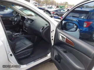 2013 Nissan Pathfinder SL with VIN 5N1AR2MM4DC641302, listed as a IAAI auction lot 41877111 with 135,403 mi miles. Bid and sale history available at carsss.com. Image 5.