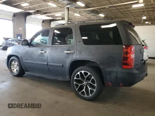 2008 Chevrolet Tahoe 3LT z VIN 1GNFK13048J139678, wystawiony jako Copart lot #61505085 z przebiegiem 169 099 mil mil oraz Czysty tytuł • Clean title. Historia ofert i sprzedaży dostępna na DreamBid. Obrazek 2.