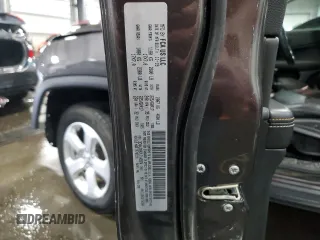 2020 Jeep Compass Latitude с VIN 3C4NJDBB7LT149974, выставлен на аукционе Copart как лот 56726245 с пробегом 63 400 миль миль и Списание • Salvage title. История ставок и продаж доступна на DreamBid. Изображение 14.
