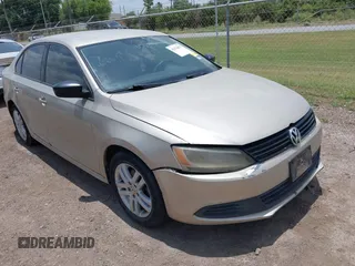 2015 Volkswagen Jetta S с VIN 3VW2K7AJ2FM244030, выставлен на аукционе IAAI как лот 42376673 с пробегом 88 428 миль миль и . История ставок и продаж доступна на DreamBid. Изображение 1.