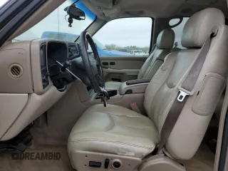 2003 Chevrolet Suburban LT with VIN 3GNEC16Z13G228217, listed as a Copart auction lot 45280225 with 240,438 mi miles and Salvage Title. Bid and sale history available at carsss.com. Image 7.