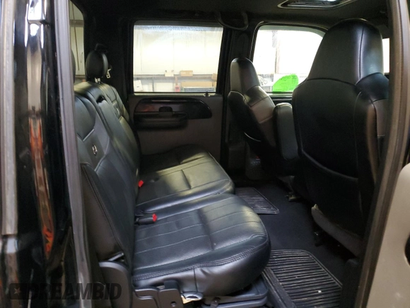2007 Ford F-350 XL with VIN 1FTWW31P37EA00495, listed as a Copart auction lot 84479674 with 157,391 mi miles and Salvage title. Bid and sale history available at DreamBid. Image 10.