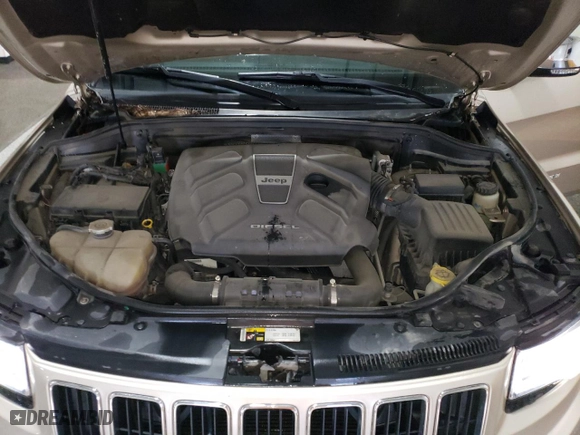 2014 Jeep Grand Cherokee Limited with VIN 1C4RJFBM1EC375795, listed as a Copart auction lot 52327535 with 71,294 mi miles and Clean Title. Bid and sale history available at carsss.com. Image 12.