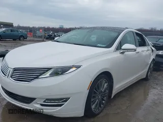2013 Lincoln MKZ Hybrid with VIN 3LN6L2LU5DR824153, listed as a IAAI auction lot 41902955 with 92,028 mi miles. Bid and sale history available at carsss.com. Image 18.