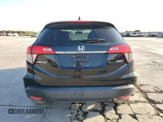 2022 Honda HR-V LX with VIN 3CZRU6H35NM702035, listed as a Copart auction lot 78418324 with 28,309 mi miles and Salvage Title. Bid and sale history available at DreamBid. Image 6.