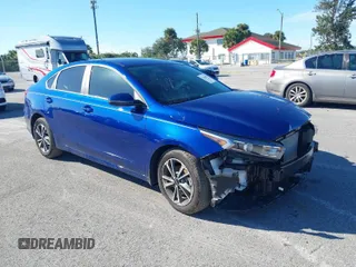 2024 Kia Forte LXS z VIN 3KPF24AD7RE779026, wystawiony jako IAAI lot #41148851 z przebiegiem Nie podano mil oraz . Historia ofert i sprzedaży dostępna na DreamBid. Obrazek 1.