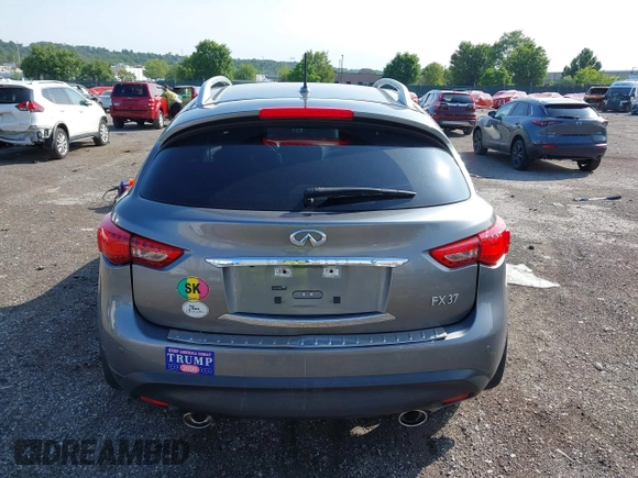 2013 Infiniti FX with VIN JN8CS1MW4DM174765, listed as a IAAI auction lot 42353218 with 109,881 mi miles and . Bid and sale history available at DreamBid. Image 16.