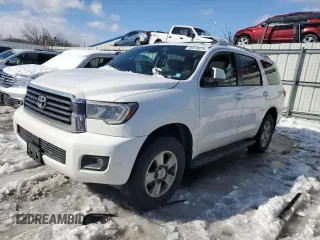 2018 Toyota Sequoia SR5 with VIN 5TDBY5G10JS159791, listed as a Copart auction lot 45378575 with 229,941 mi miles and Clean Title. Bid and sale history available at carsss.com. Image 1.