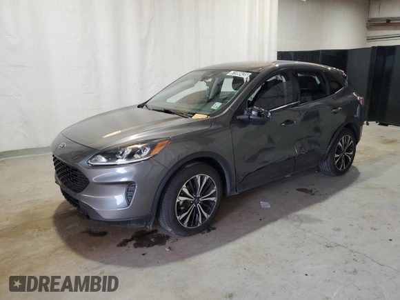 2021 Ford Escape SE with VIN 1FMCU0G69MUA37487, listed as a Copart auction lot 61998435 with 87,810 mi miles and Clean title. Bid and sale history available at DreamBid. Image 1.