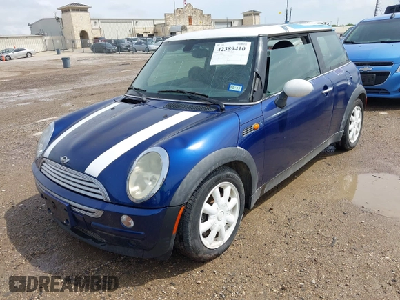 2004 MINI Hardtop with VIN WMWRC33474TJ60134, listed as a IAAI auction lot 42389410 with 183,452 mi miles and . Bid and sale history available at DreamBid. Image 2.