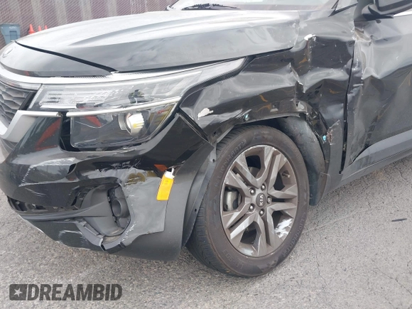 2021 Kia Seltos S with VIN KNDEU2AAXM7146982, listed as a IAAI auction lot 42047526 with 53,024 mi miles and . Bid and sale history available at DreamBid. Image 6.