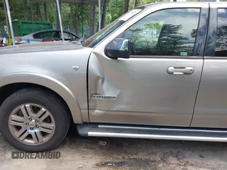 2008 Ford Explorer Limited с VIN 1FMEU75828UA32062, выставлен на аукционе IAAI как лот 42518271 с пробегом 352 328 миль миль и . История ставок и продаж доступна на DreamBid. Изображение 6.