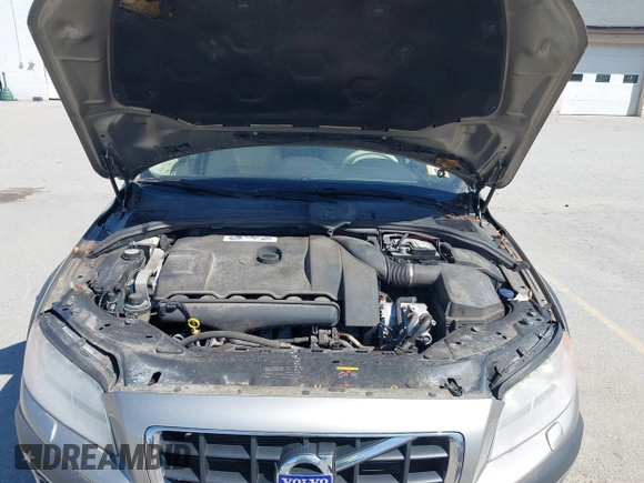 2012 Volvo XC70 T6 with VIN YV4902BZ1C1127334, listed as a IAAI auction lot 42140359 with 214,196 mi miles and . Bid and sale history available at DreamBid. Image 10.