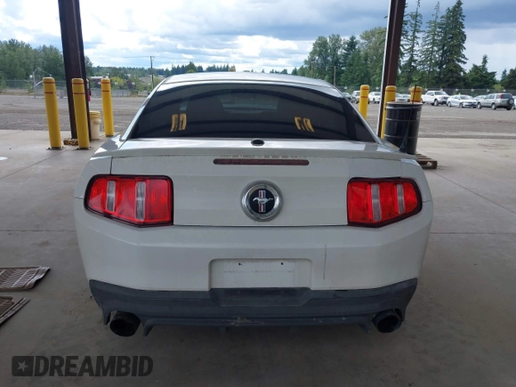 2011 Ford Mustang V6 with VIN 1ZVBP8AMXB5109458, listed as a IAAI auction lot 42565392 with 154,710 mi miles and . Bid and sale history available at DreamBid. Image 17.