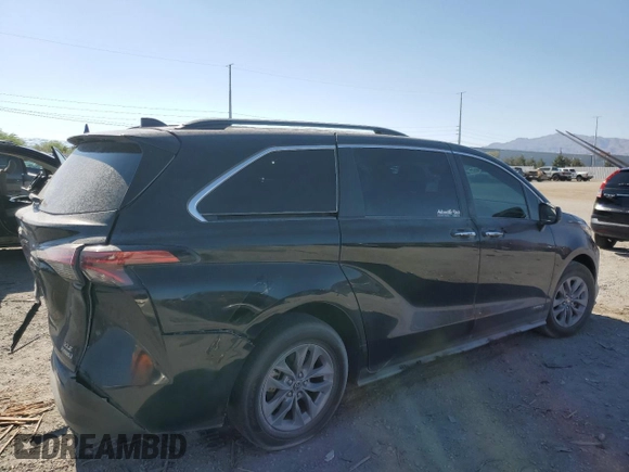 2021 Toyota Sienna XLE with VIN 5TDYRKEC1MS064669, listed as a Copart auction lot 57818955 with 120,181 mi miles and Salvage title. Bid and sale history available at DreamBid. Image 3.
