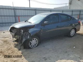 2015 Nissan Versa S Plus z VIN 3N1CN7AP4FL926614, wystawiony jako Copart lot #59255145 z przebiegiem 42 706 mil mil oraz Szkoda całkowita • Salvage title. Historia ofert i sprzedaży dostępna na DreamBid. Obrazek 1.