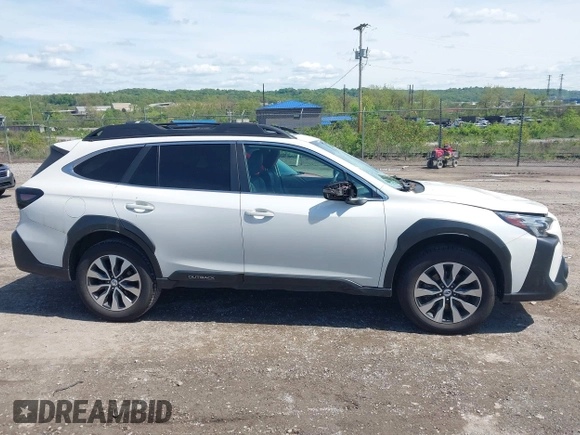 2023 Subaru Outback Limited XT z VIN 4S4BTGND3P3157689, wystawiony jako IAAI lot #42212898 z przebiegiem 30 935 mil mil oraz . Historia ofert i sprzedaży dostępna na DreamBid. Obrazek 13.