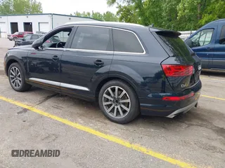 2017 Audi Q7 Premium Plus with VIN WA1LAAF77HD014335, listed as a IAAI auction lot 42376902 with 163,877 mi miles and . Bid and sale history available at DreamBid. Image 3.