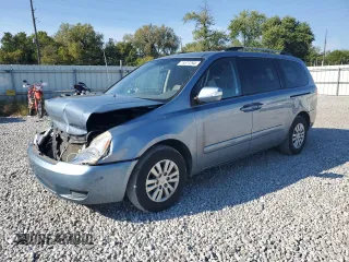2012 Kia Sedona LX with VIN KNDMG4C70C6447748, listed as a Copart auction lot 71377294 with 146,057 mi miles and Salvage Title. Bid and sale history available at carsss.com. Image 1.
