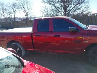 2015 Ram 1500 Tradesman z VIN 1C6RR7FT7FS504086, wystawiony jako IAAI lot #41664381 z przebiegiem 133 131 mil mil oraz . Historia ofert i sprzedaży dostępna na DreamBid. Obrazek 13.