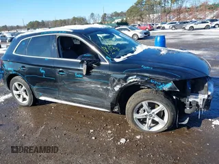 2021 Audi Q5 Premium with VIN WA1AAAFY1M2055212, listed as a IAAI auction lot 41347267 with 51,127 mi miles. Bid and sale history available at carsss.com. Image 13.