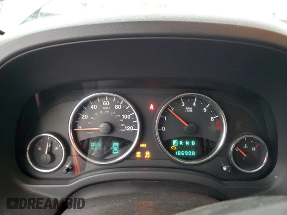 2009 Jeep Patriot Limited z VIN 1J4FF48B99D238239, wystawiony jako Copart lot #43045435 z przebiegiem 186 908 mil mil oraz Szkoda całkowita • Salvage title. Historia ofert i sprzedaży dostępna na DreamBid. Obrazek 9.