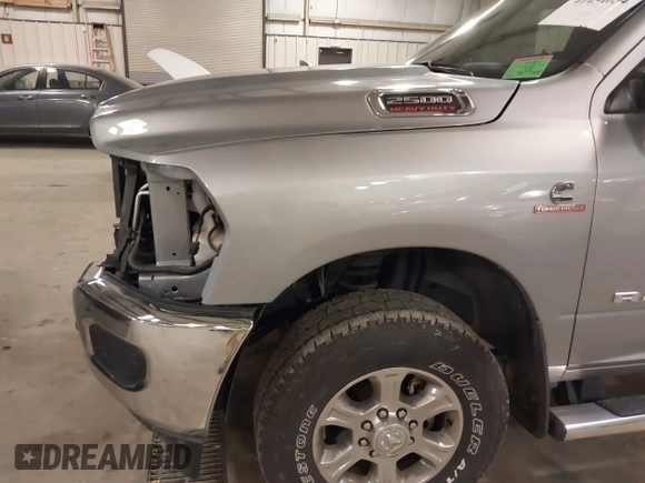 2022 Ram 2500 Big Horn with VIN 3C6UR5DL6NG404729, listed as a IAAI auction lot 41454034 with 44,212 mi miles. Bid and sale history available at carsss.com. Image 21.