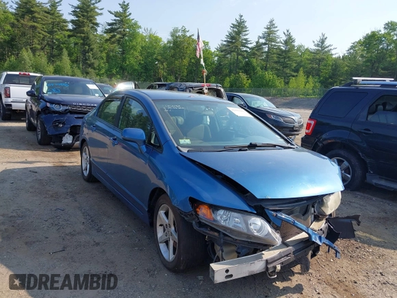 2008 Honda Civic LX z VIN 1HGFA16588L045778, wystawiony jako IAAI lot #42422102 z przebiegiem 232 473 mil mil oraz . Historia ofert i sprzedaży dostępna na DreamBid. Obrazek 1.