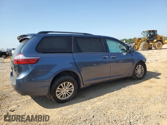 2017 Toyota Sienna XLE Auto Access Seat with VIN 5TDYZ3DC7HS789139, listed as a Copart auction lot 53200635 with Not provided miles and Salvage title. Bid and sale history available at DreamBid. Image 3.