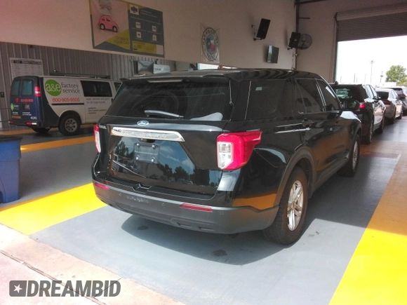 2022 Ford Explorer z VIN 1FMSK7BH3NGB04281, wystawiony jako IAAI lot #42511061 z przebiegiem 72 613 mil mil oraz . Historia ofert i sprzedaży dostępna na DreamBid. Obrazek 20.