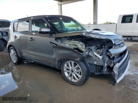 2019 Kia Soul + with VIN KNDJP3A54K7671452, listed as a Copart auction lot 51086715 with 32,853 mi miles and Non Repairable. Bid and sale history available at carsss.com. Image 4.