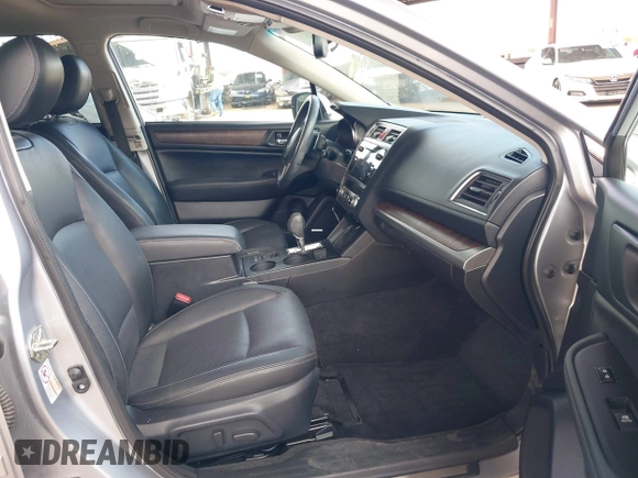 2015 Subaru Outback Limited z VIN 4S4BSBNCXF3236921, wystawiony jako IAAI lot #42361194 z przebiegiem 72 481 mil mil oraz . Historia ofert i sprzedaży dostępna na DreamBid. Obrazek 5.